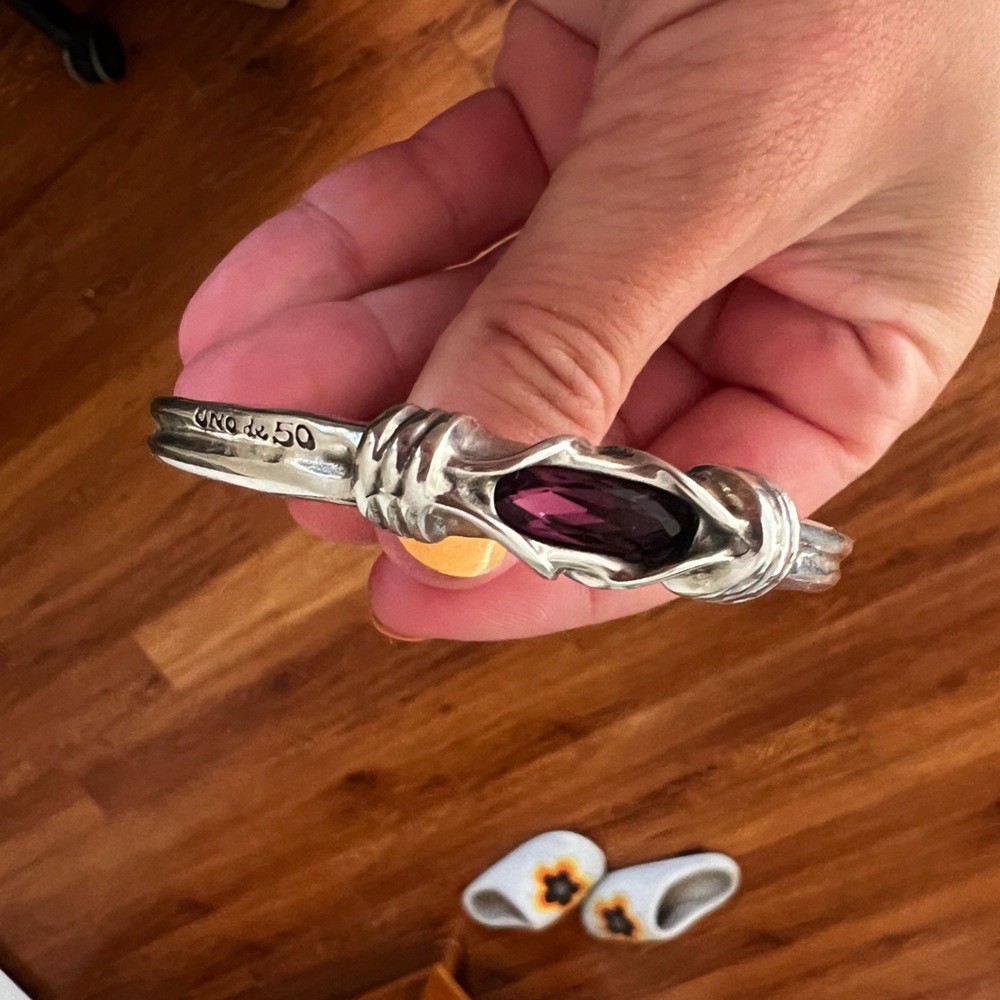 Uno de 50 silver bracelet with purple crystal